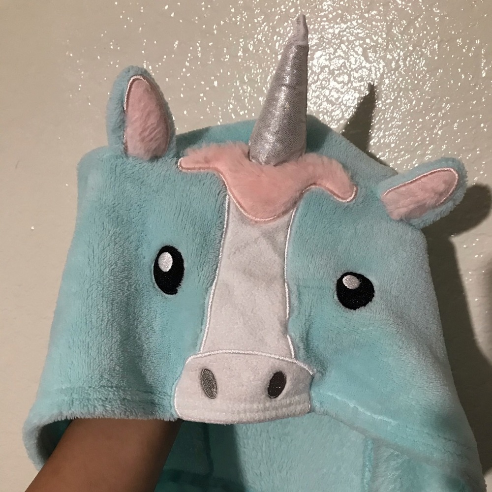 Unicorn onesie - Picture 2 of 3